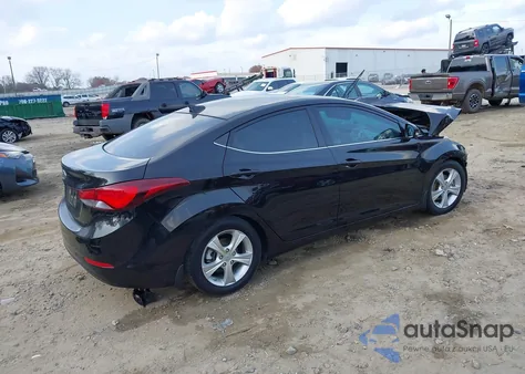2016 Hyundai Elantra Value Edition z USA, uszkodzony, nr VIN 5NPDH4AE8GH788826